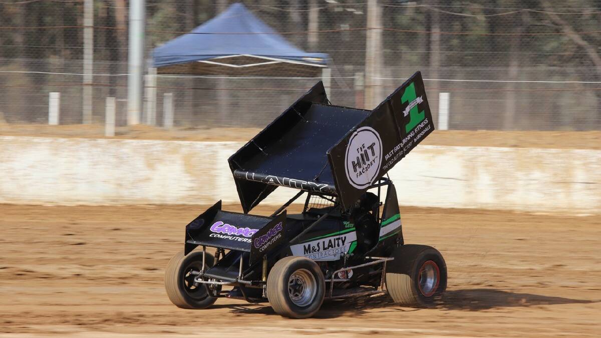 Mark Laity scored a third consecutive sprintcar feature win. Picture: RANDOM PANDA PHOTOGRAPHY