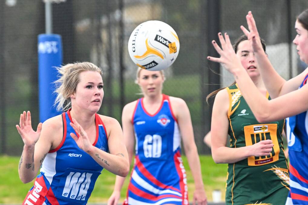 Midcourter Tayla Foster in action for the Bulldogs during the 2023 season against Colbinabbin. Picture by Darren Howe