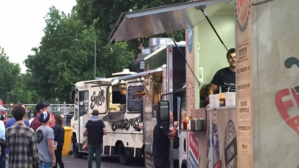 Bendigo Food Truck Festival at Rosalind Park.