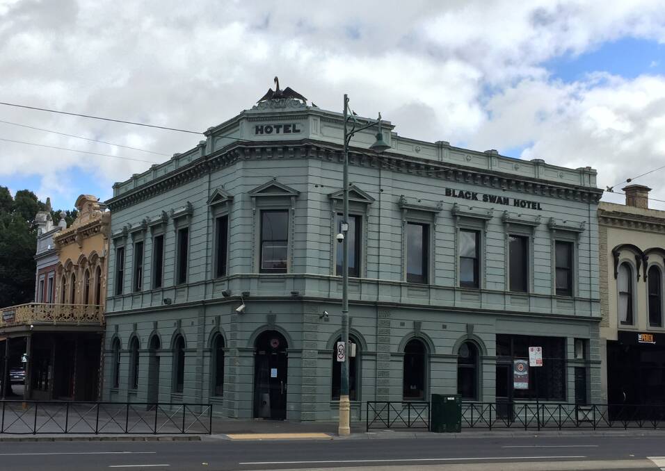 NEW VENTURE: The Black Swan Hotel could become Bendigo's first five-star hotel. PICTURE: William Vallely