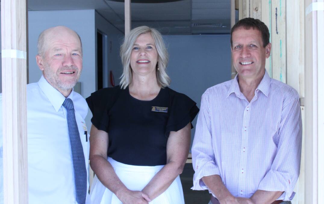 Ernie Fleming (left) and Dale Pearce (right) with Weeroona College Bendigo principal Leanne Preece. 