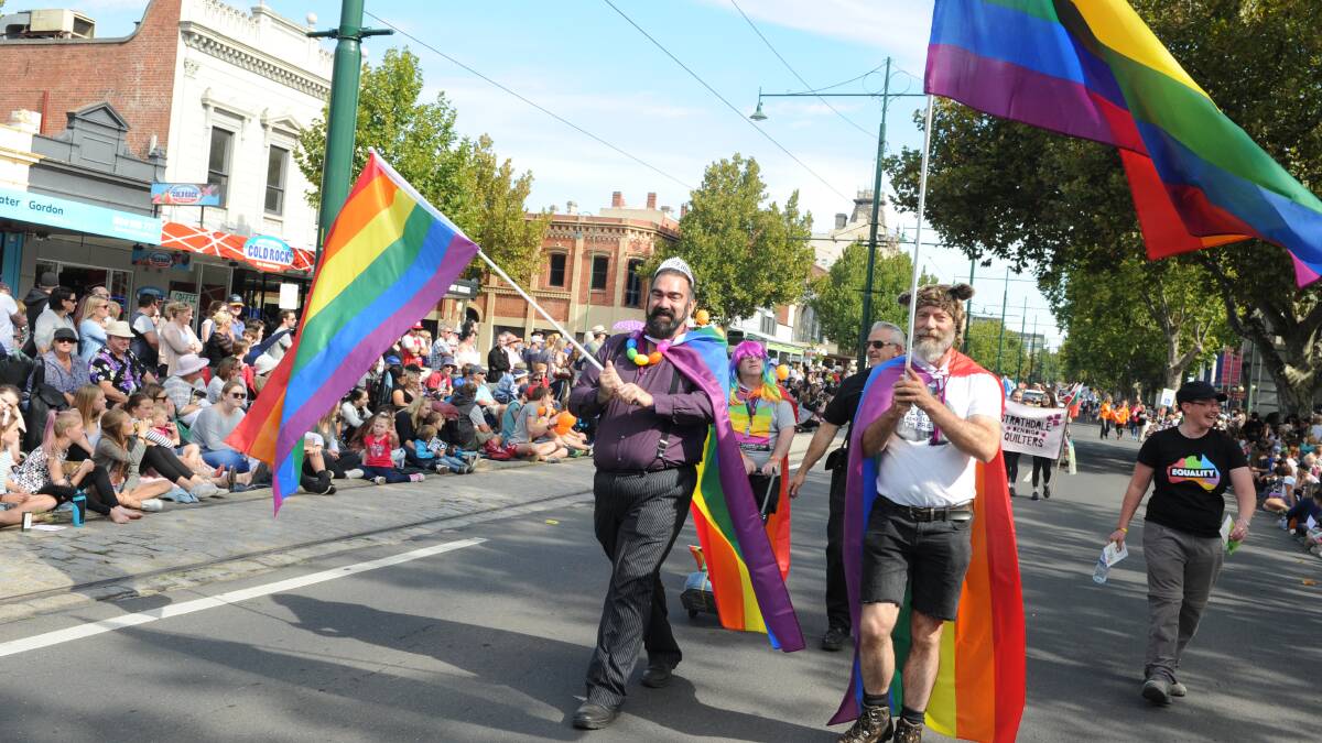 Meet the Bendigo couple engaged after 23 years of waiting for marriage equality