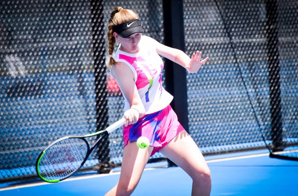 COLOURFUL: Roisin Gilheany in her three-set loss to Olivia Symons. Picture: BRENDAN McCARTHY