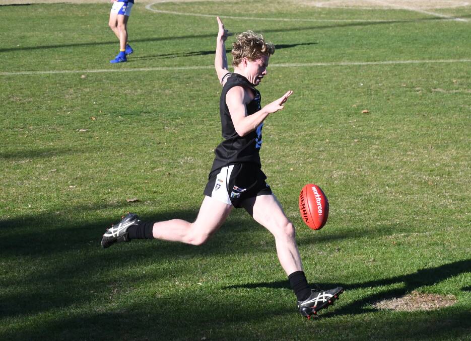 Jack Chester in action for Castlemaine in 2019. Picture: LUKE WEST