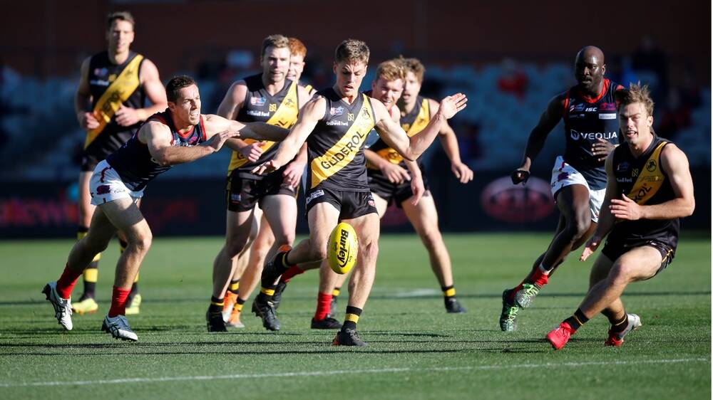 Carl Nicholson in action for Glenelg in 2020. Picture: SANFL