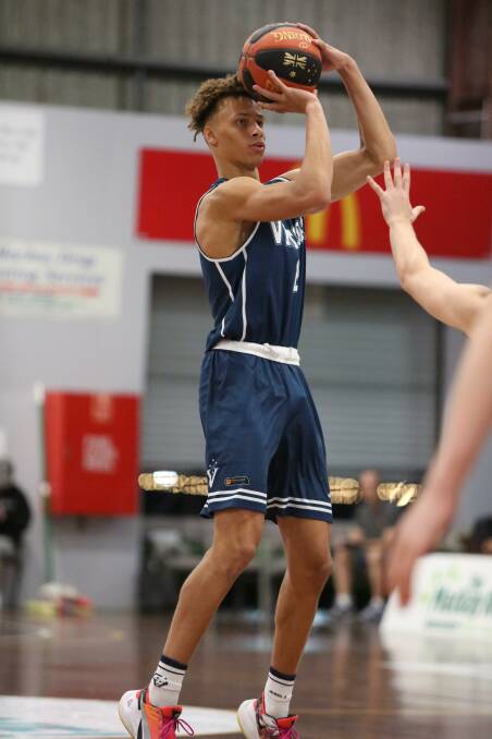 Dyson Daniels shoots for Victoria at the national under-20 championships. Picture: BASKETBALL VICTORIA