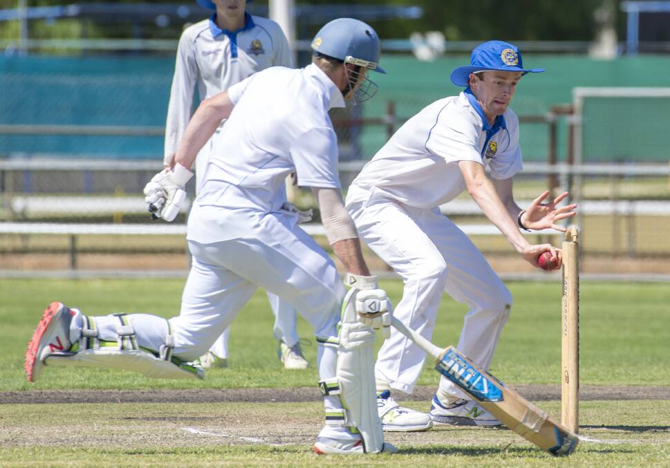NO REPLAY: Strathdale's Andrew Chalkley makes his ground after scampering a quick single. Picture: DARREN HOWE