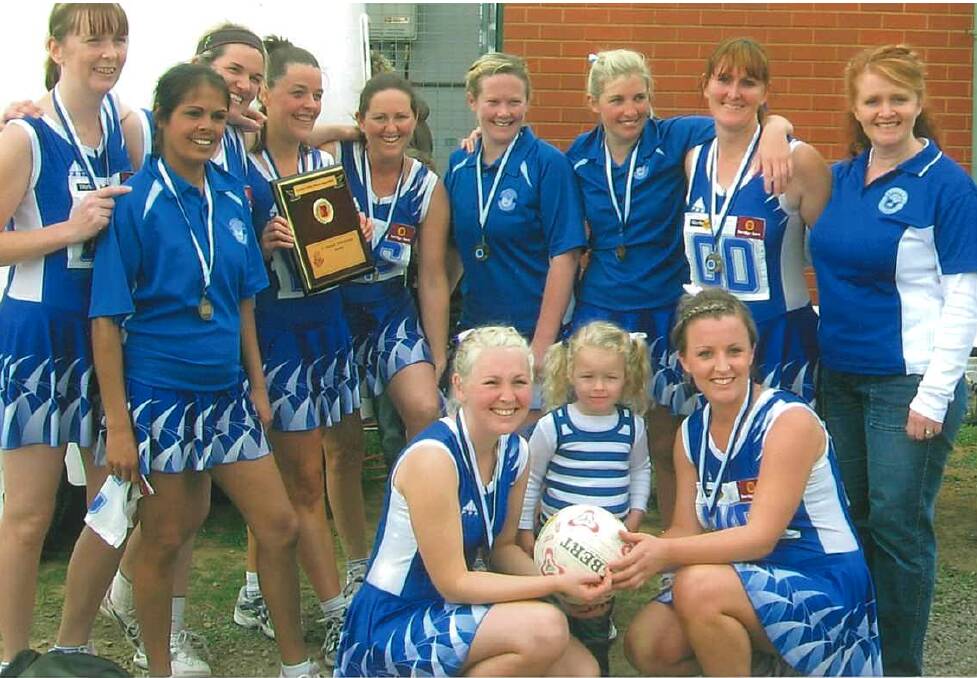 Mitiamo's 2009 C-grade netball premiership team.
