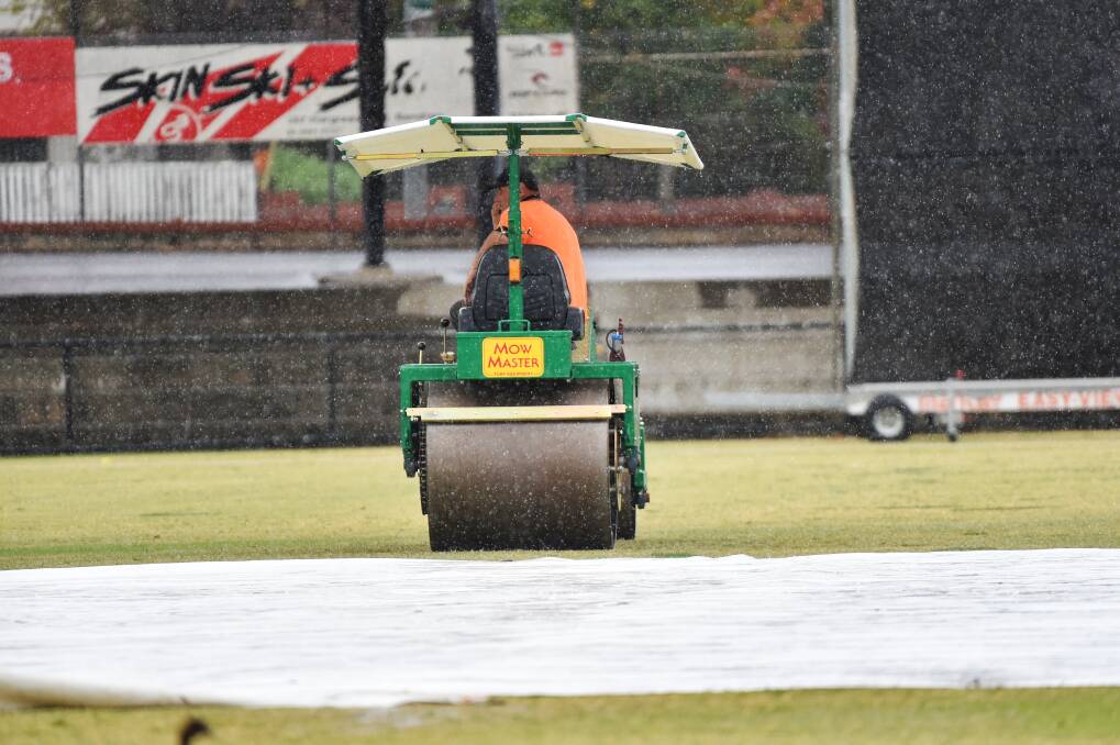 Bendigo cricket curators face a testing time to prepare pitches.