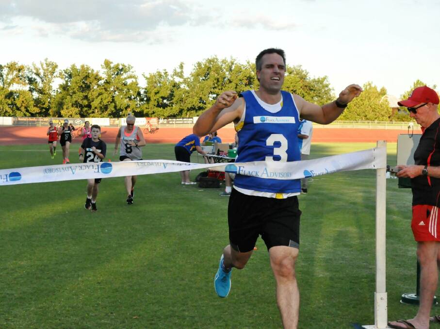 Kevin Niblett winning this year's Bendigo Athletics Club Series Final at the Tom Flood Sports Centre.