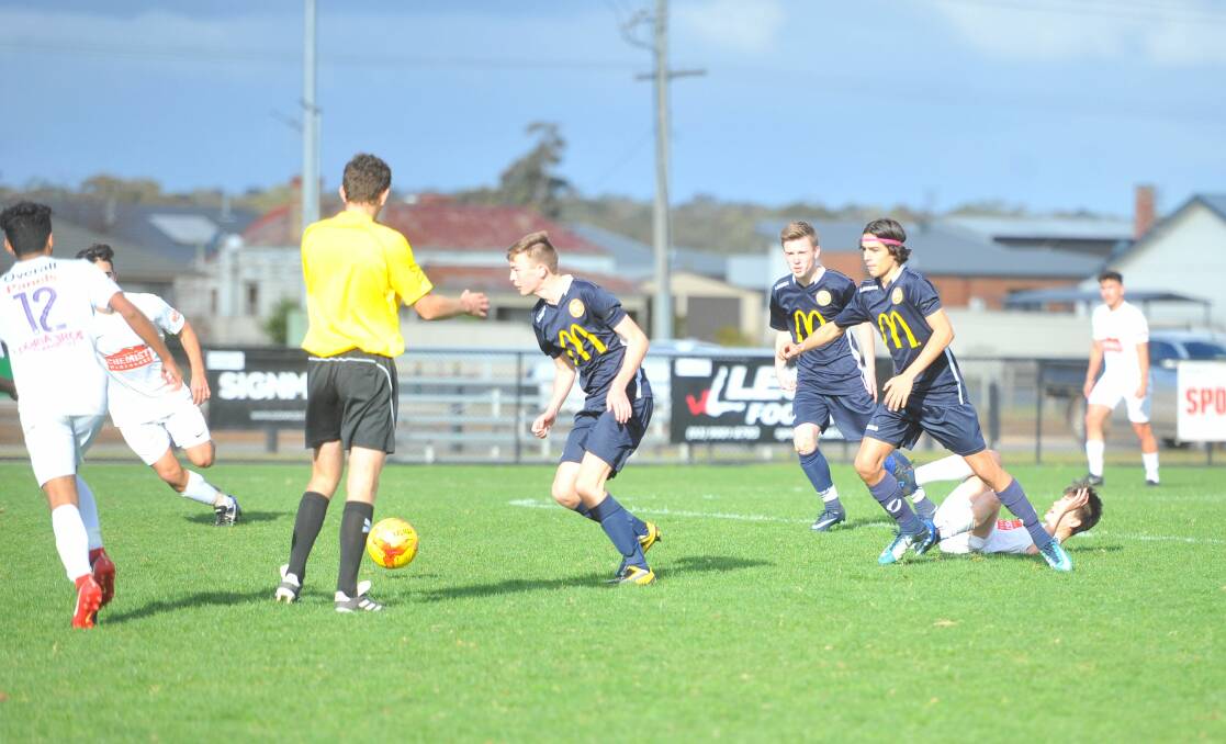 UNLUCKY: Action from the Bendigo City versus Pascoe Vale under-16 match at Epsom-Huntly Recreation Reserve.