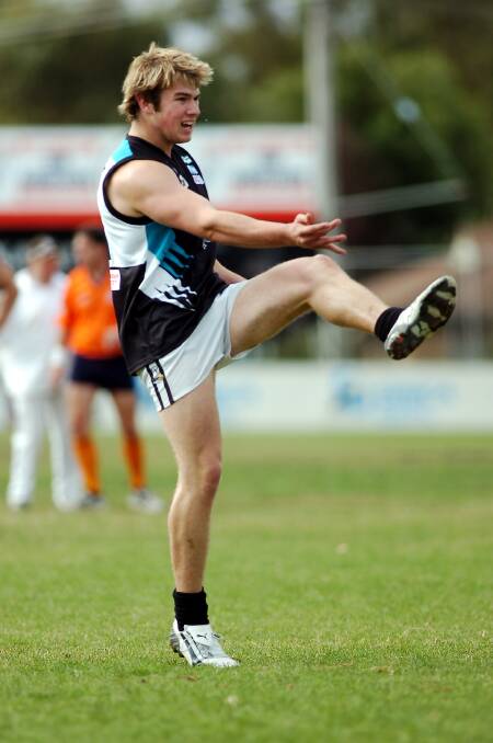 Stewart Crameri in action for Maryborough before he embarked on his VFL and AFL career.