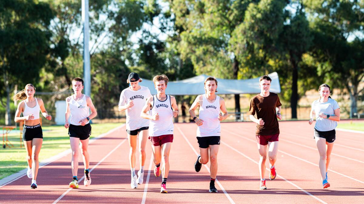  Bendigo Bats team-mates Chelsea Tickell, Tyler Fynch, Harrison Boyd, Jackson Eadon, Billy Meade, Aden Thomsen and Abbey Cartner will also race in the Dragon Mile on Easter Sunday. Picture by AJ TAYLOR