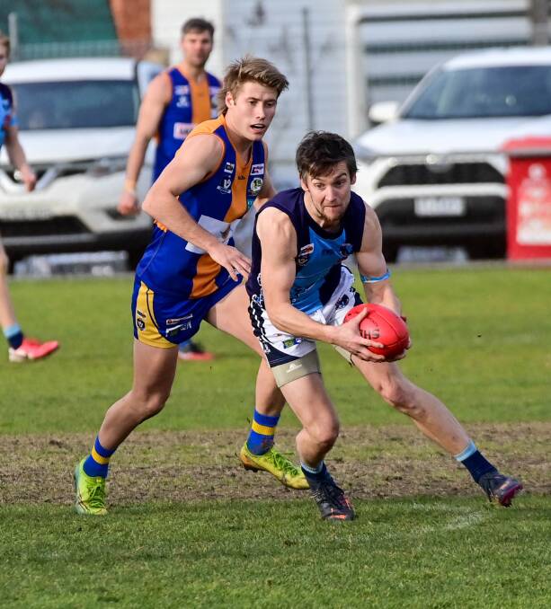 ON THE BALL: Dillon Williams was one of Eaglehawk's best players in the win against Golden Square. Picture: BRENDAN McCARTHY