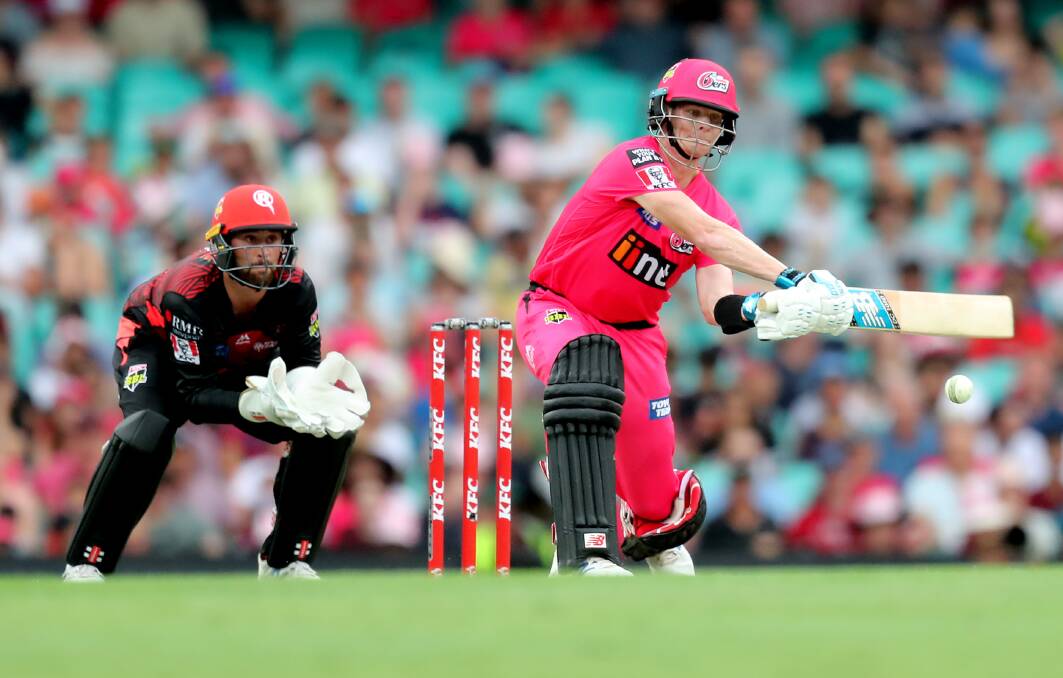 Brayden Stepeien wicket-keeping for the Melbourne Renegades in the BBL.