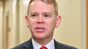 Hipkins lost almost half of his vote as preferred prime minister. (Mark Coote/AAP PHOTOS)