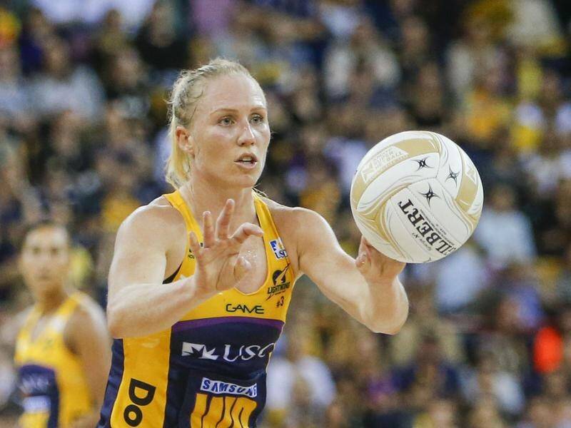 New Zealand netballer Laura Langman is returning to play with Sunshine Coast Lightning.