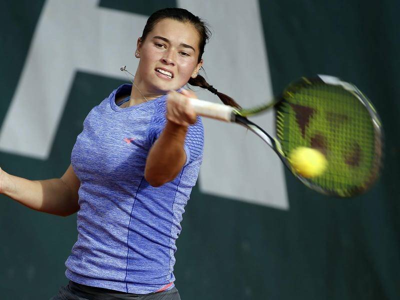 Australian tennis player Isabelle Wallace has qualified for the French Open.