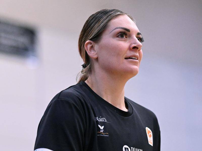 Cayla George became the WNBL's all-time rebounds leader but her Flames lost heavily to Bendigo. (Morgan Hancock/AAP PHOTOS)