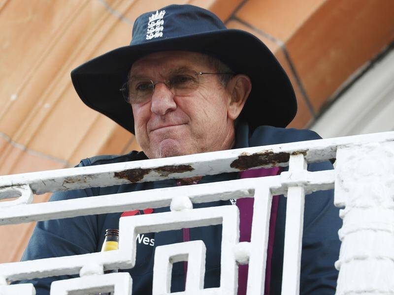 Former England coach Trevor Bayliss thinks a wet summer could help the tourists this Ashes series.
