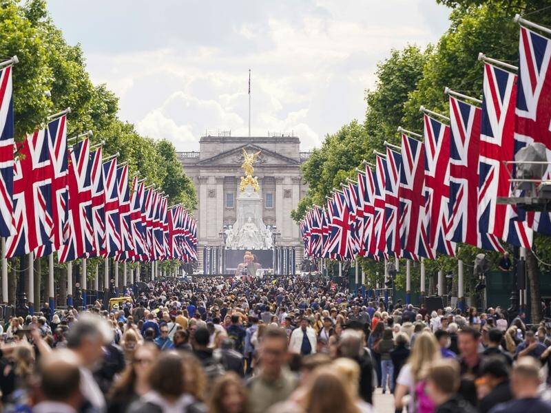 Britain will enjoy four days of celebrations marking Queen Elizabeth's 70 years on the throne.