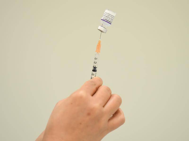 ATAGI has approved a fourth dose of COVID-19 vaccine for over-65s and some other groups.