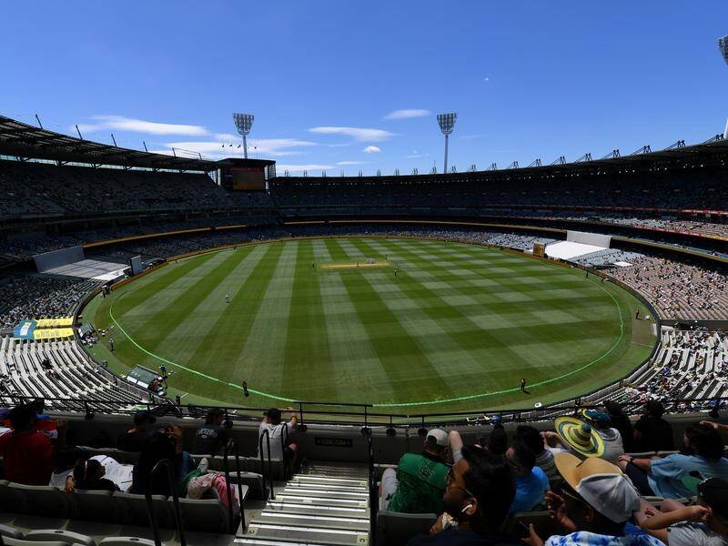 The Victorian government has offered to host the fifth Ashes Test at the MCG should Perth lose it.