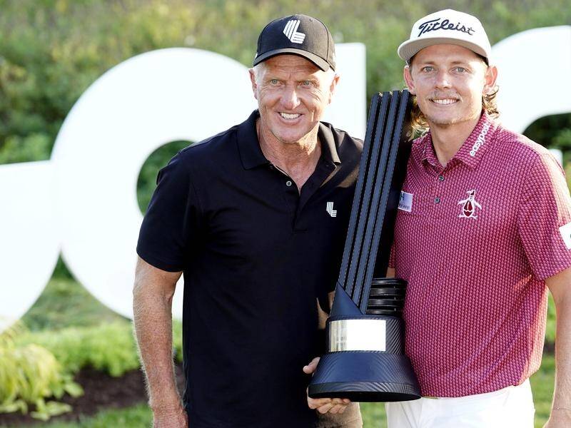Australians Greg Norman (l) and British Open champion Cameron Smith are two key LIV Golf figures. (AP PHOTO)