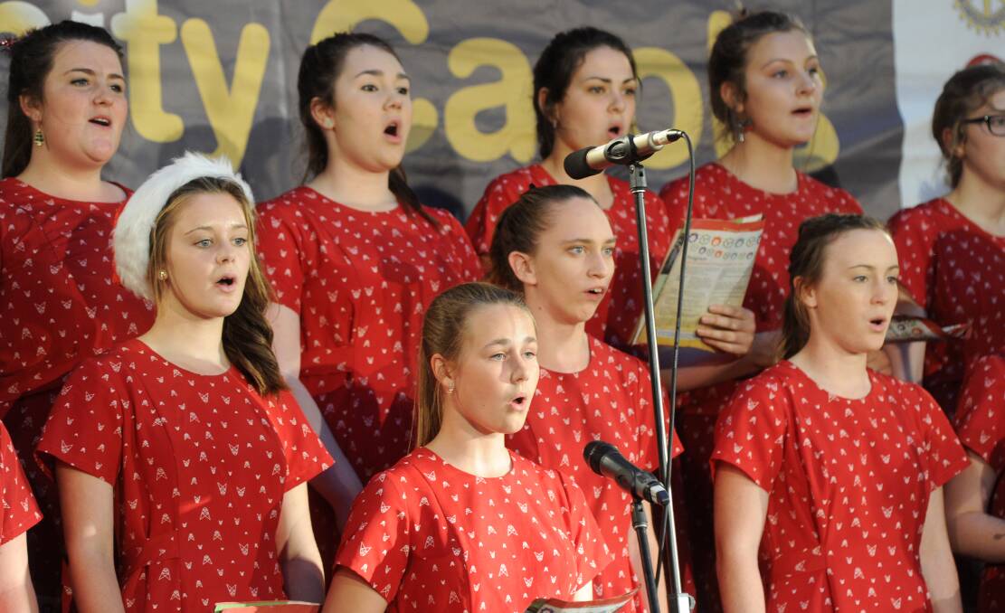 The Bendigo Youth Choir performing.  Picture: JODIE DONNELLAN 
