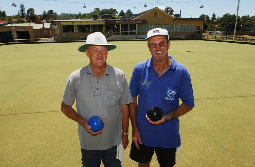 Bowls cancelled due to forecast of hot weather. Torie Babitsch and Ken Russbridge decided to play anyway.  Pic Brendan McCarthy 210106