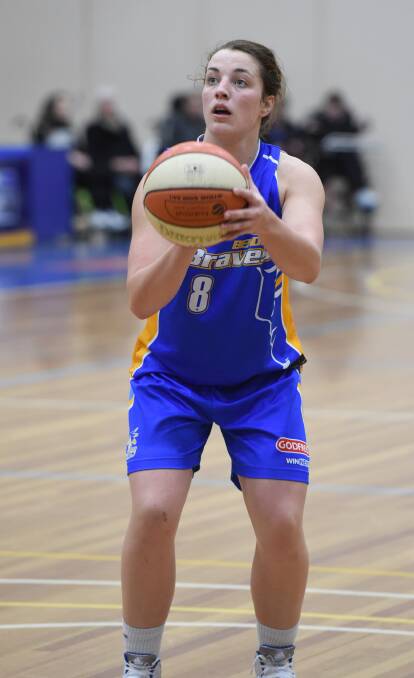 HOT HANDS: Kerryn Harrington achieved a team-high 19 points in the Bendigo Lady Braves win at Sandringham. Picture: JODIE DONNELLAN