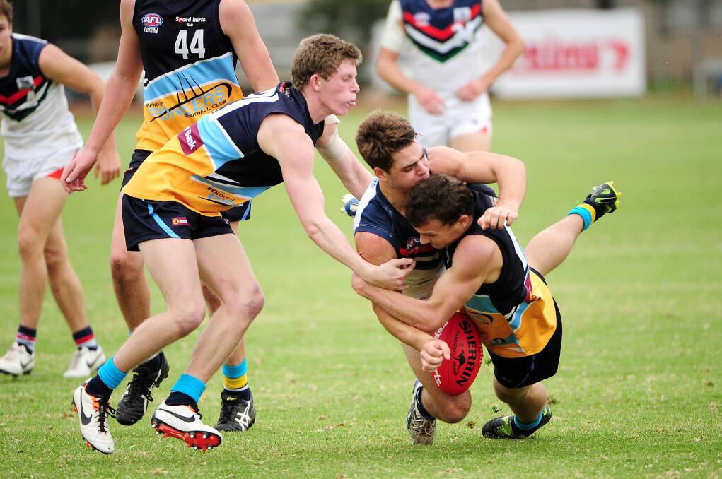 FIERCE CONTEST: The Bendigo Pioneers and NSW-ACT Rams do battle in Mildura. Picture courtesy Sunraysia Daily 