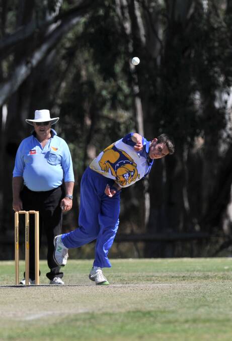 ON TARGET: Scott Woodman bowling for Golden Square's first XI in the BDCA's 2013-14 season. 