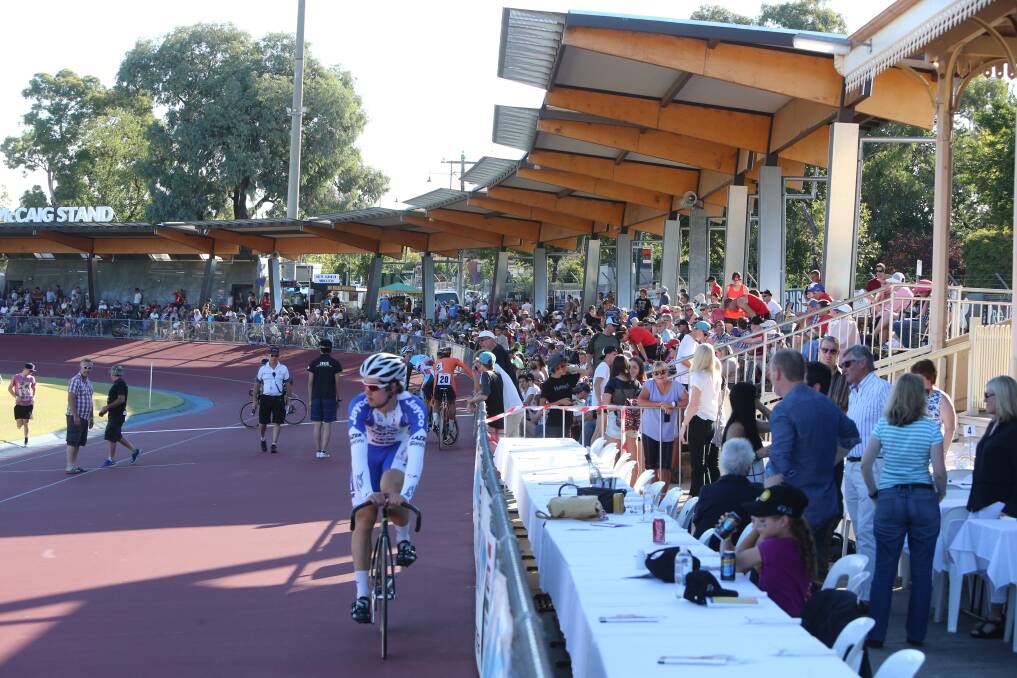 Fans arrived early for a prime spot at the Tom Flood Sports Centre to witness the drama at the Bendigo International Madison athletics-cycling carnival. Picture: LIZ FLEMING 