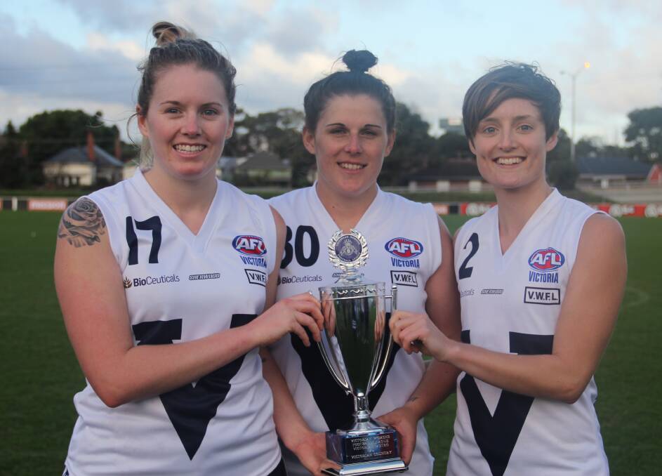 Alana McNabb, right, with fellow Thunder players Sarah Baldwin and Amanda Carrod. The trio represented Victoria Country's open women's team that defeated Vic Metro in their annual clash in June.