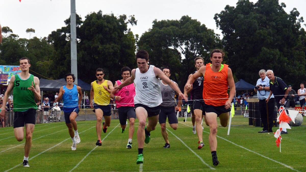 Mitchell Hocking wins the Open 400m.
Picture: BRENDAN McCARTHY
