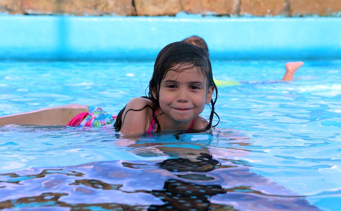 Mia Husband, 5, at the Castlemaine Pool. Picture: LIZ FLEMING

