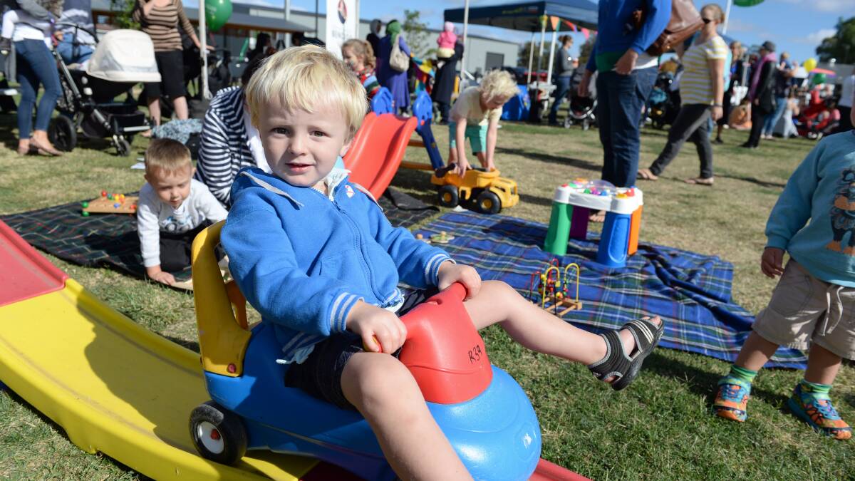 National Playgroup Day at the Long Gully Splash park. Picture: JIM ALDERSEY


