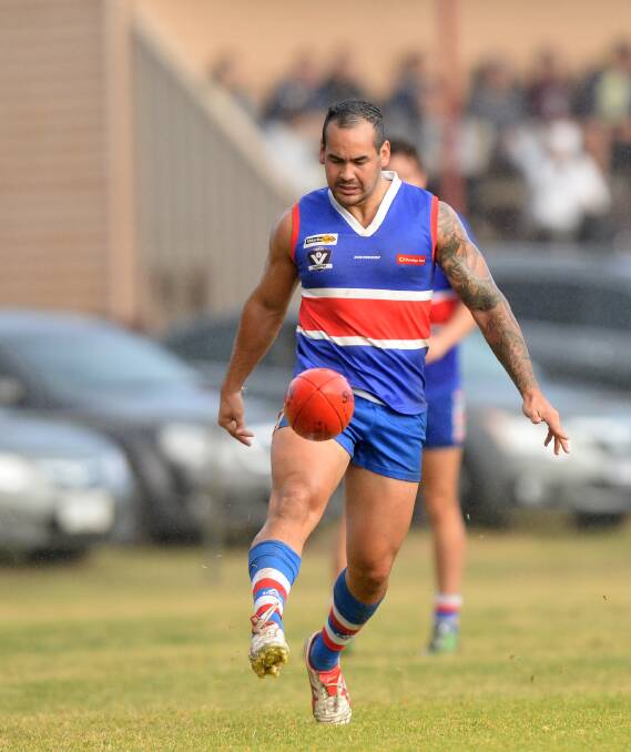 TIGHT WIN: Michael Callinan was among Pyramid Hill’s best players in its six-point victory over Bears Lagoon-Serpentine on Saturday. Picture: GLENN DANIELS
