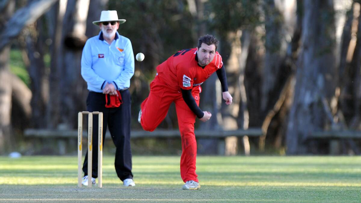 ALL-ROUNDER: Key recruit Ben Gunn has made 346 runs and taken 13 wickets for Bendigo United this season. Picture: JULIE HOUGH