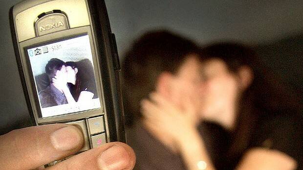 New laws to stop sexting