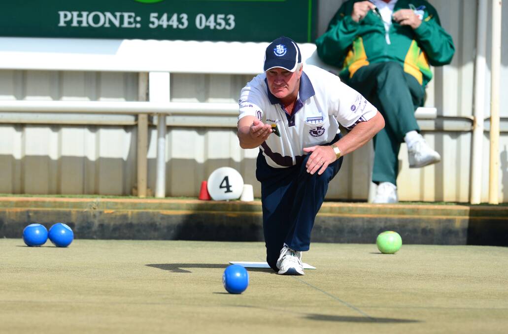 EYES ON THE BALL: Rohan Kelly from Heyfield. Pictures: JIM ALDERSEY