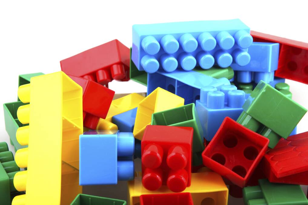 Toy shop heist nets $15k in Lego sets