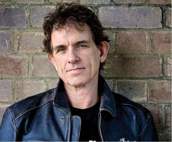 Ian Moss to bring classics to The Capital
