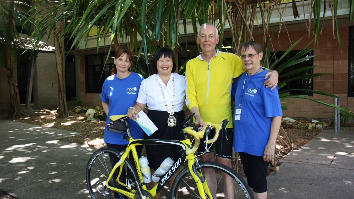 PERSEVERANCE: Darwin mayor Katrina Fong Lim with Paul Lamb and volunteers from the Motor Neurone Disease foundation. Picture: CONTRIBUTED