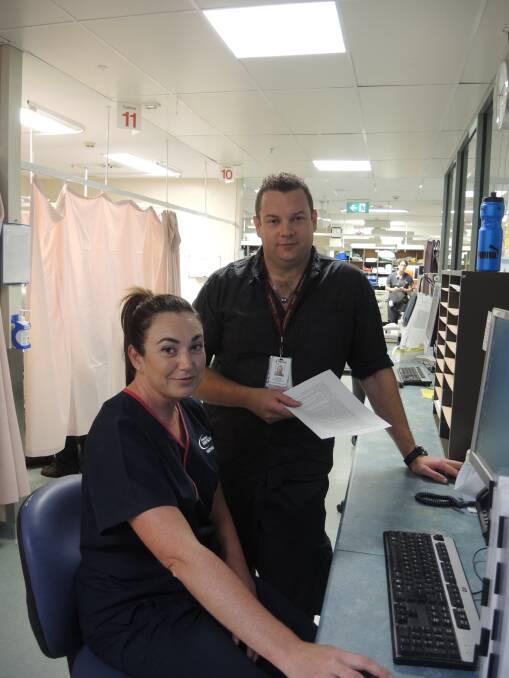 CAUTION: Emergency department nurse Sharon and Bendigo Health's drug and alcohol care co-ordinator Daniel Eltringham.