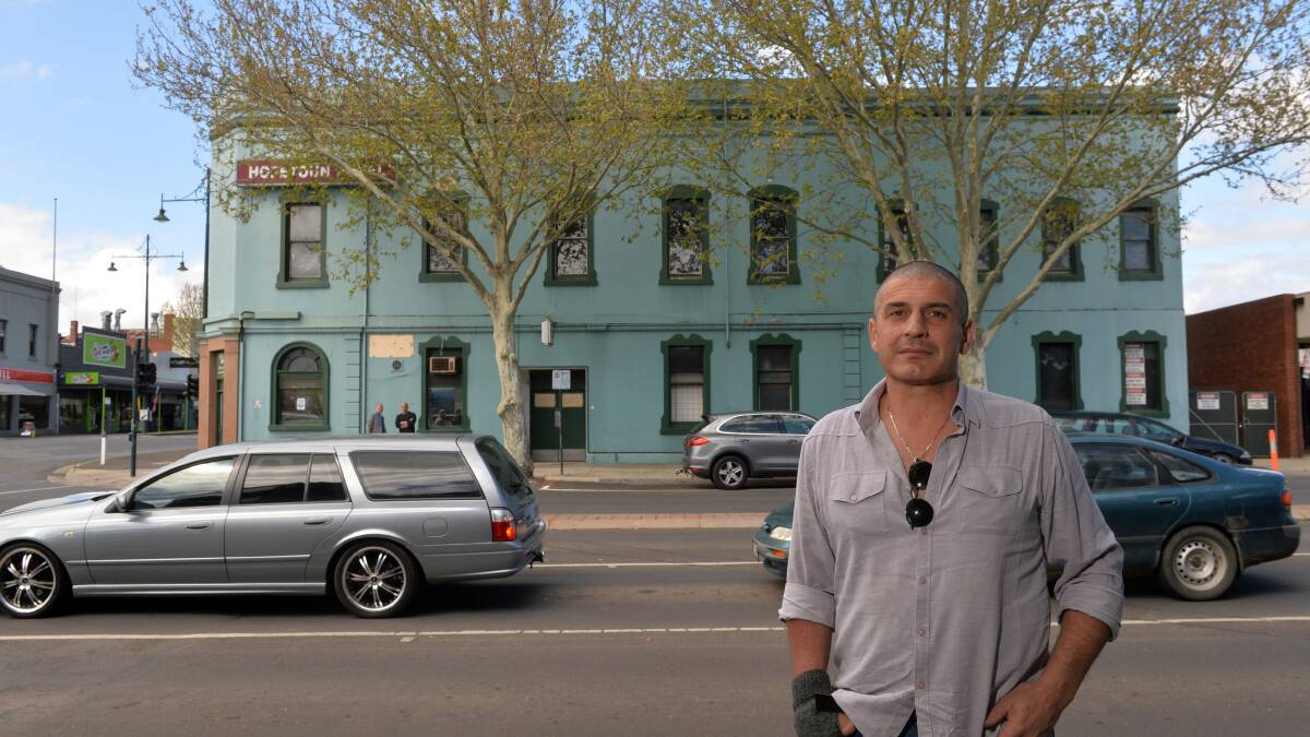 Plans to convert a former Bendigo watering hole into a restaurant and student accommodation are underway.