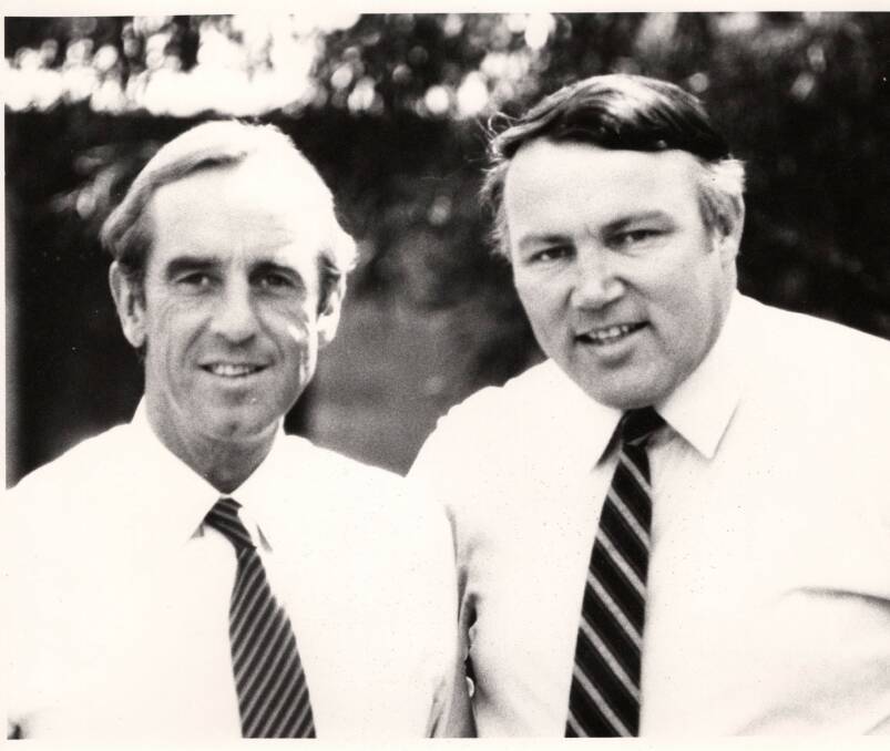 Former Victorian Premier John Cain with former Member for Bendigo West David Kennedy. Picture: SUPPLIED