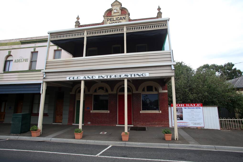 The Pelican Hotel is up for sale in Inglewood. Photo: GLENN DANIELS. 