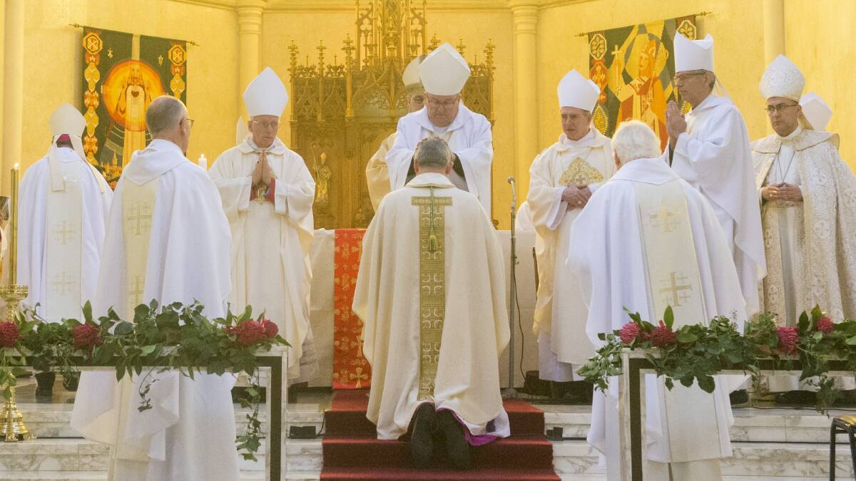Bishop Mackinlay begins ministry in Sandhurst Diocese